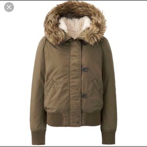 Uniqlo Sherpa Lined Navy Green Winter Jacket